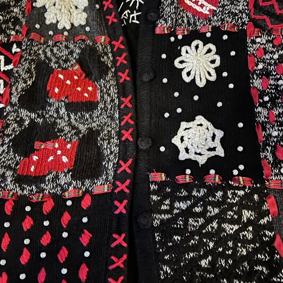 Designe Original Studio HoHoHo Ugly Christmas Sweater Size Small - Picture 9 of 9